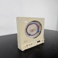 Newport Electronics Chart Recorder image 0